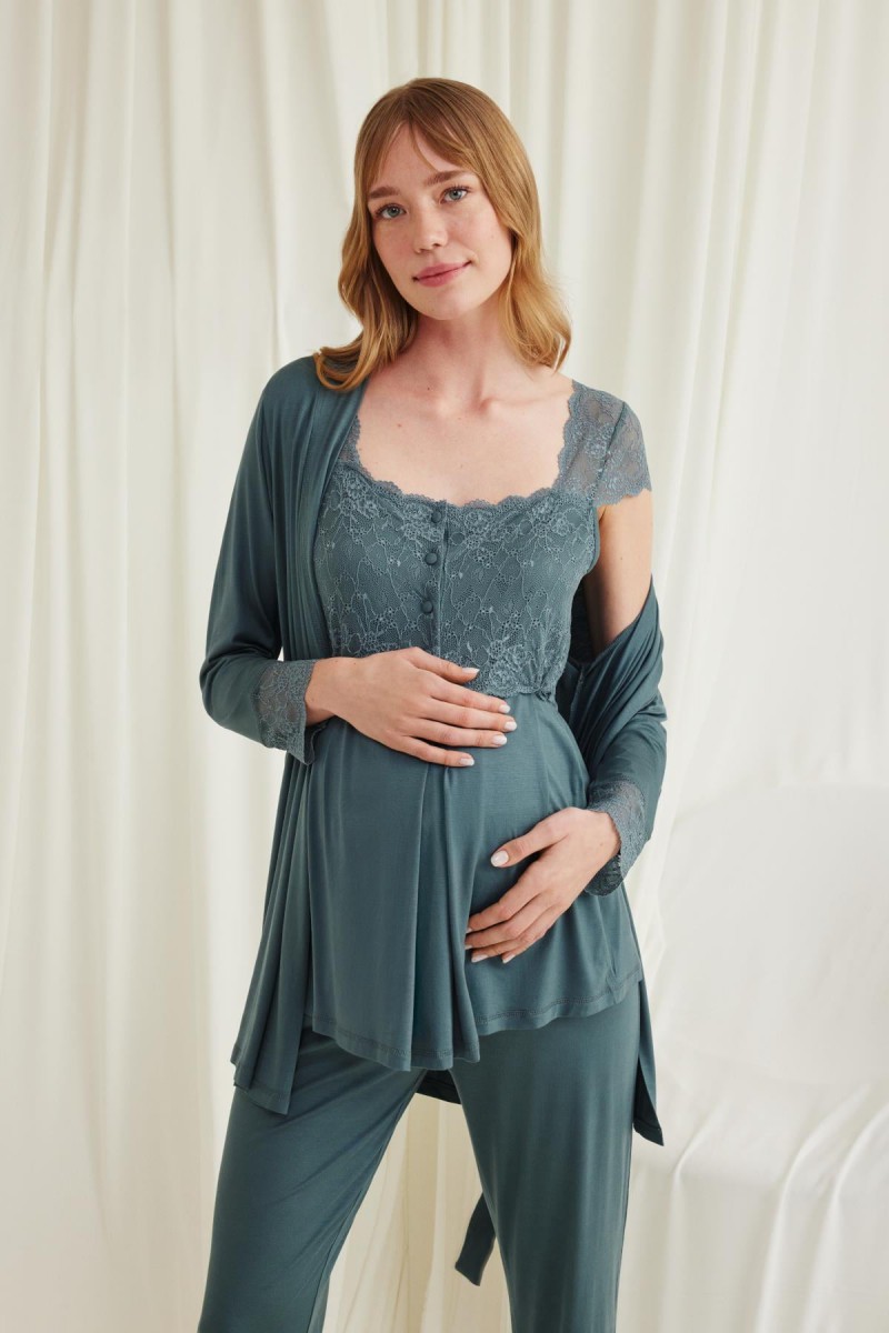 Arias Closet Dantelli Önü Düğmeli Hamile Lohusa 3lü Viskon Pijama Takımı Arias Closet Dantelli Önü Düğmeli Hamile Lohusa 3lü Viskon Pijama Takımı