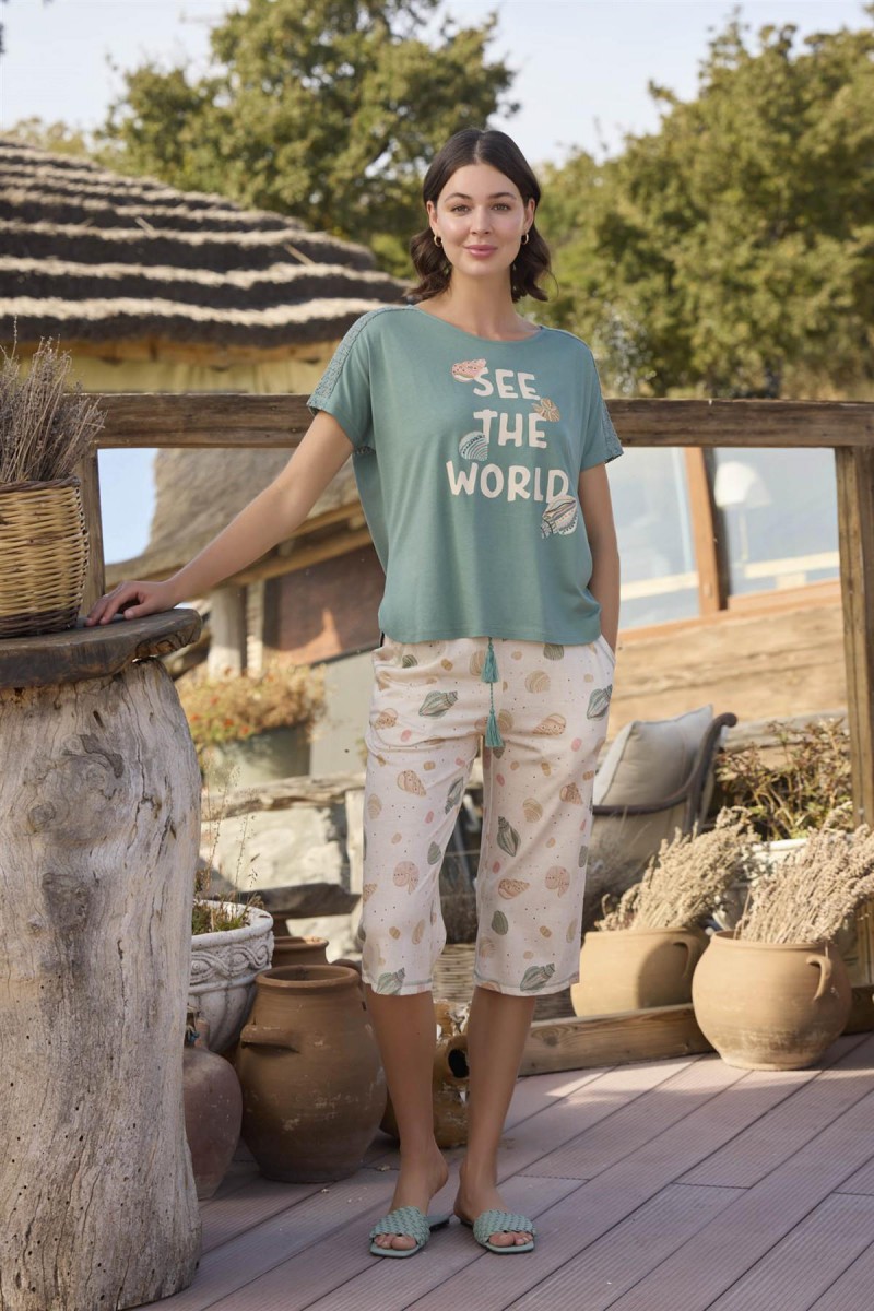 Arias Closet Desenli ve Baskılı "See the World" Kapri Takımı Arias Closet Desenli ve Baskılı "See the World" Kapri Takımı
