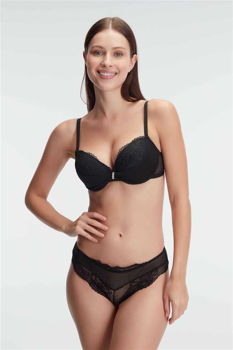 Arias Closet Balenli Destekli Dolgulu Taşlı Dantelli Sütyen ve Slip Takım Arias Closet Balenli Destekli Dolgulu Taşlı Dantelli Sütyen ve Slip Takım
