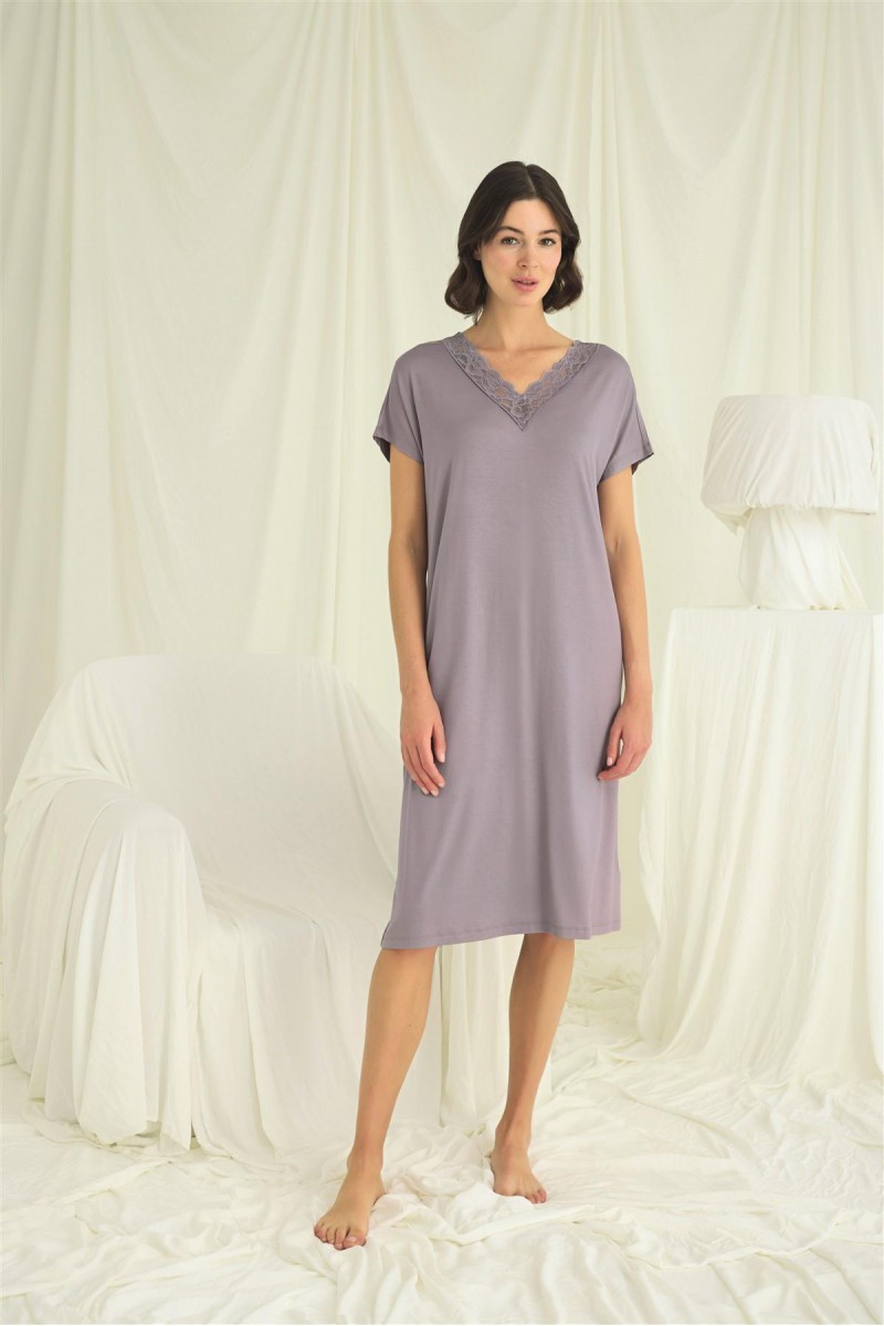 Arias Closet Yakası Dantelli Kısa Kollu Gecelik Arias Closet Yakası Dantelli Kısa Kollu Gecelik