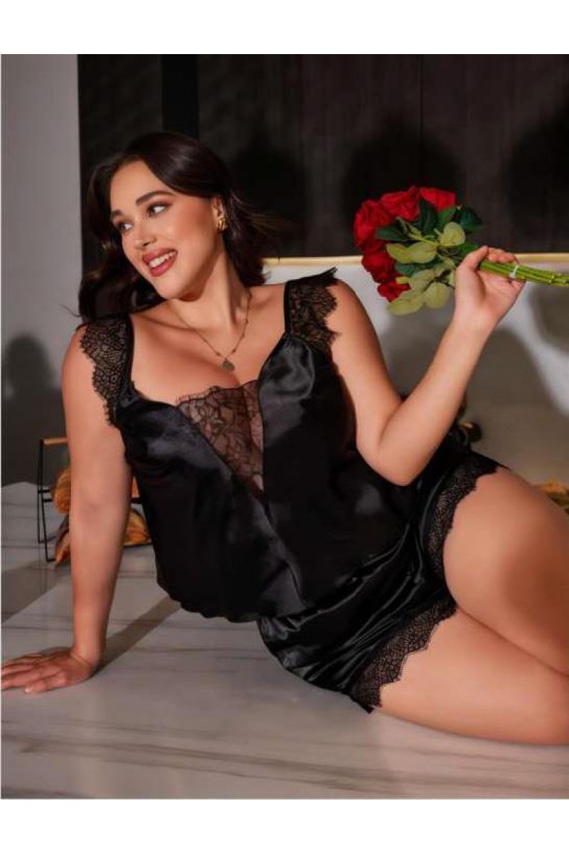 Arias Closet Büyük Beden Siyah Omuz Dantel İşlemeli Saten Şortlu Takım Arias Closet Büyük Beden Siyah Omuz Dantel İşlemeli Saten Şortlu Takım