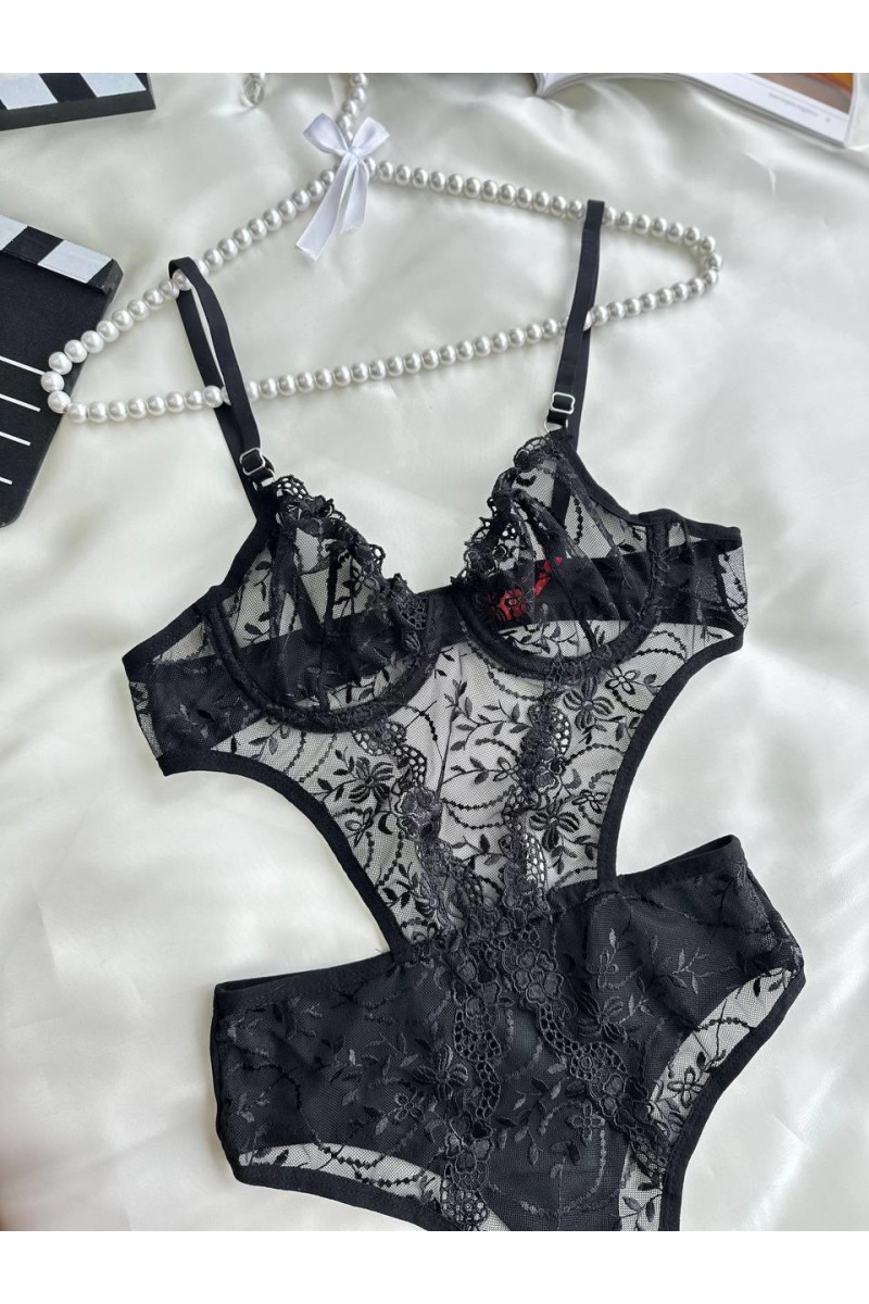 Arias Closet Çiçek Desenli Siyah Bodysuit