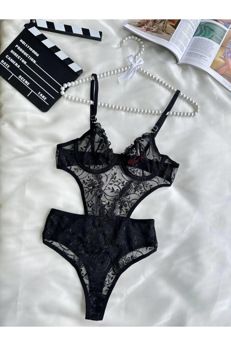 Arias Closet Çiçek Desenli Siyah Bodysuit