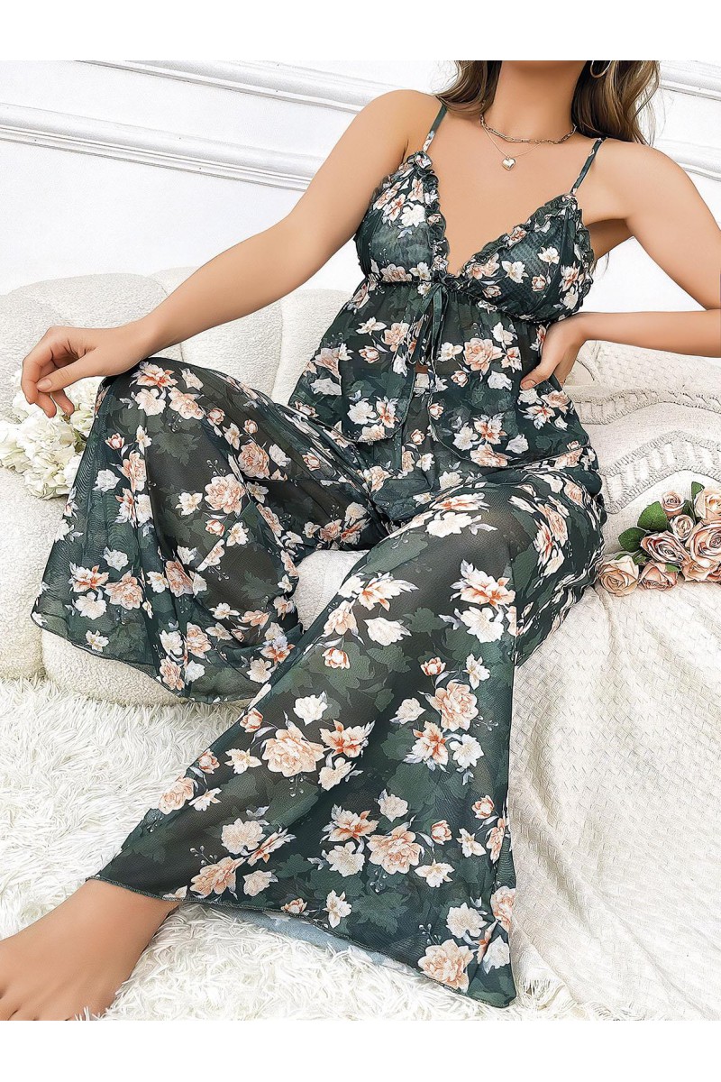 Arias Closet Özel Tasarım Büyük Beden Çiçek Desenli Bol Kesim 2li Pijama Takımı Arias Closet Özel Tasarım Büyük Beden Çiçek Desenli Bol Kesim 2li Pijama Takımı