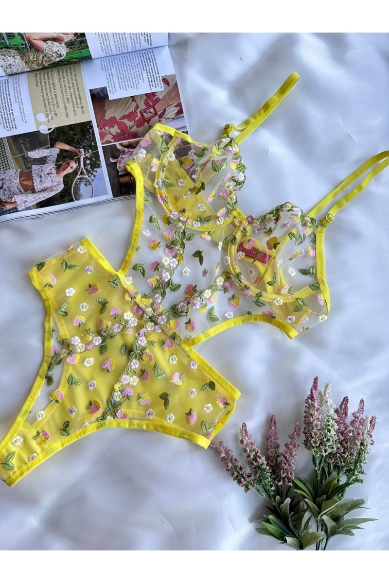Arias Closet Sarı Çiçek Desenli Bodysuit