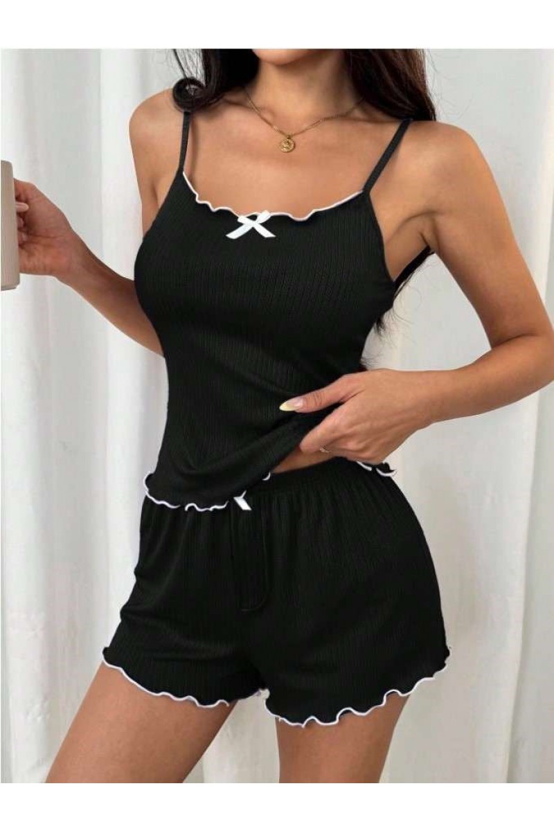 Arias Closet Siyah Beyaz Kurdelalı Askılı Şortlu Pijama Takımı Arias Closet Siyah Beyaz Kurdelalı Askılı Şortlu Pijama Takımı