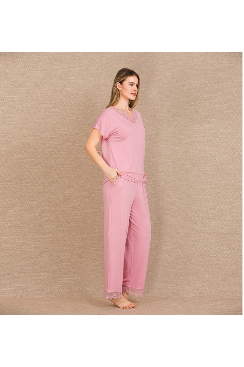 Viskon Şık Tasarım Dantel İşlemeli Pembe Kısa Kol Pijama Takımı